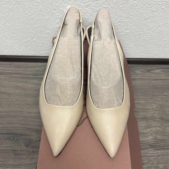 Franco Sarto Gena Slingback Pointed Toe Pump - Picture 5 of 7